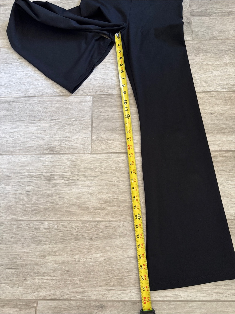 American Eagle Black The Everything Flare Pants Leggings Size Medium - Picture 6 of 9